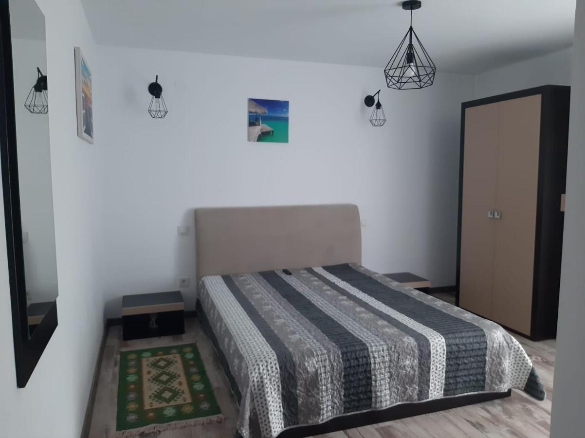 Casa Dumitru Hotel Ceraşul Екстериор снимка